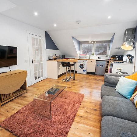 Beautiful 2Br Apartment With Mccaigs Tower Views Oban Exterior photo
